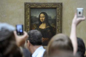 Лувр вновь бьет рекорды посещаемости