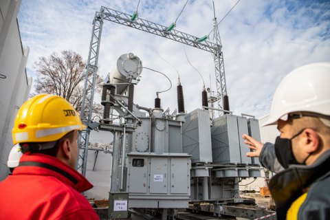 Из-за обстрелов России почти миллион украинцев остается без света, - Энергоатом