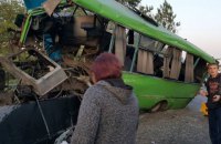В тройном ДТП в Харьковской области пострадали 23 человека, в том числе 10 детей