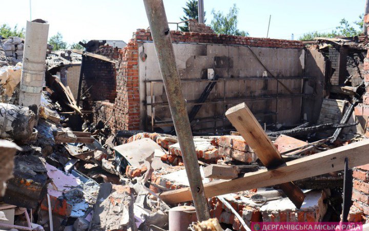 У Дергачах на Харківщині внаслідок обстрілів росіян поранено людину