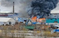 У Санкт-Петербурзі зайнялася сильна пожежа у районі аеропорту, авіарейси обмежено (оновлено) 