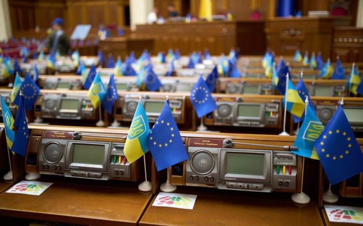До проєкту наймасштабнішого санкційного списку потрапили 3775 російських військових злочинців, - депутат Люшняк 