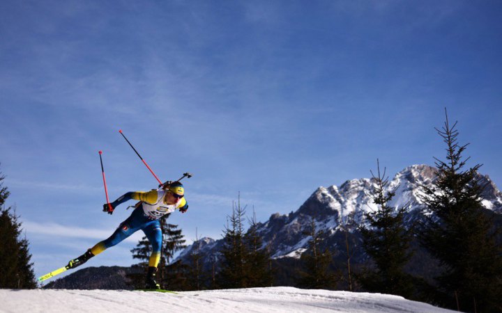 Олімпіаді-2026: українські біатлоністи фінішували 16-ми в естафеті