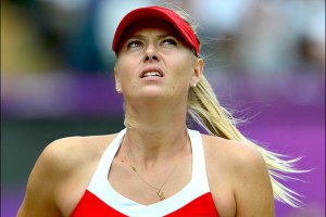 Шарапова сложила чемпионские полномочия на "Ролан Гаррос"