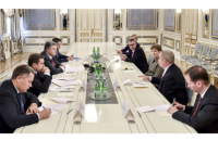 Порошенко: шантаж бойовиків щодо виборів обернеться для Росії новими санкціями