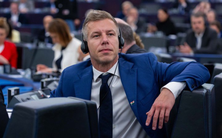Орбан розблокує кредит Києву після відновлення постачання нафти, – Мадяр