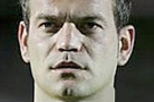 Экс-вратарь "МЮ" Рой Кэролл продолжит карьеру в чемпионате Дании