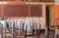 В Днепродзержинском учебно-воспитательном комплексе умерла сторож