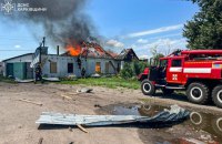 Росіяни атакували авіабомбами прифронтове селище на Харківщині