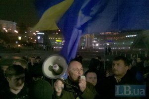 Переход под Майданом полностью забит беркутом