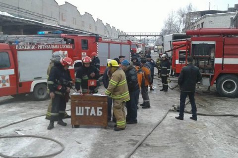 Во Львове горел склад с замороженной рыбой