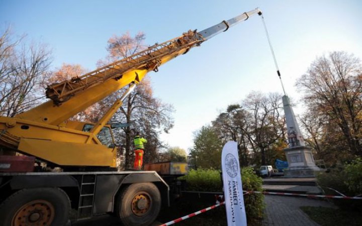 У Польщі демонтували чотири пам'ятники бійцям Червоної Армії