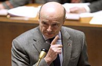 Франция предложила ввести в Сирию вооруженных наблюдателей