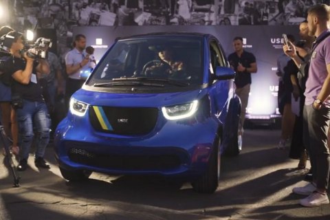 В Україні розробили електромобіль для людей з інвалідністю