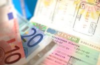 Чехия решила выдавать украинцам многоразовые шенгенские визы