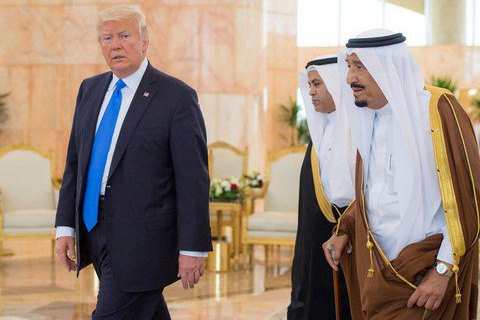 Трамп пообещал"сделать все" для урегулирования палестино-израильского конфликта