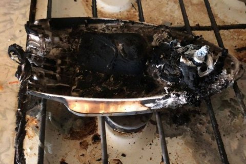 Житель Вышгорода до смерти замучил сожительницу горячим утюгом