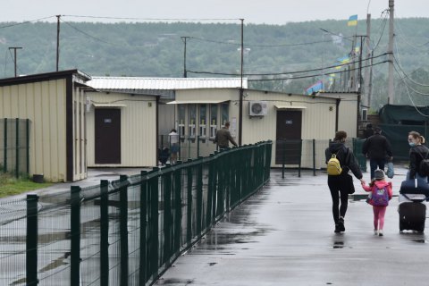Рада скасувала штрафи для мешканців ОРДЛО за порушення порядку в'їзду-виїзду