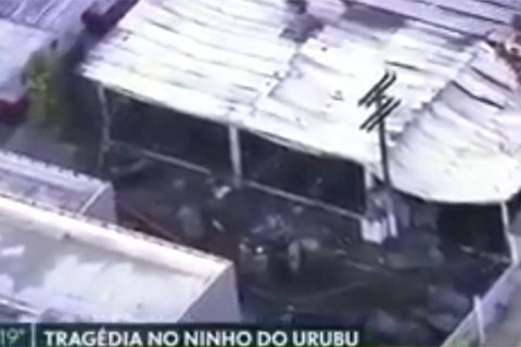 На базе одного из самых популярных бразильских футбольных клубов произошел пожар – 10 человек погибли