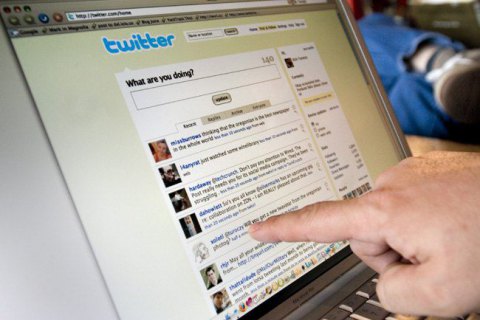 Тwitter запровадив "лайки" під повідомленнями