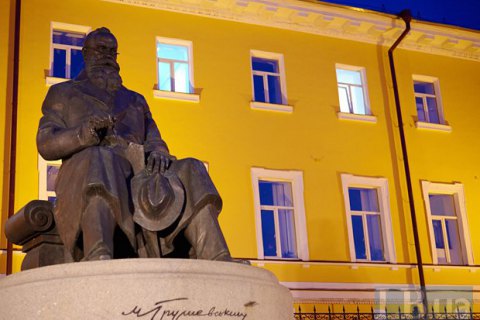 Украинцы уважают Грушевского, Мазепу и Петра I, - соцопрос