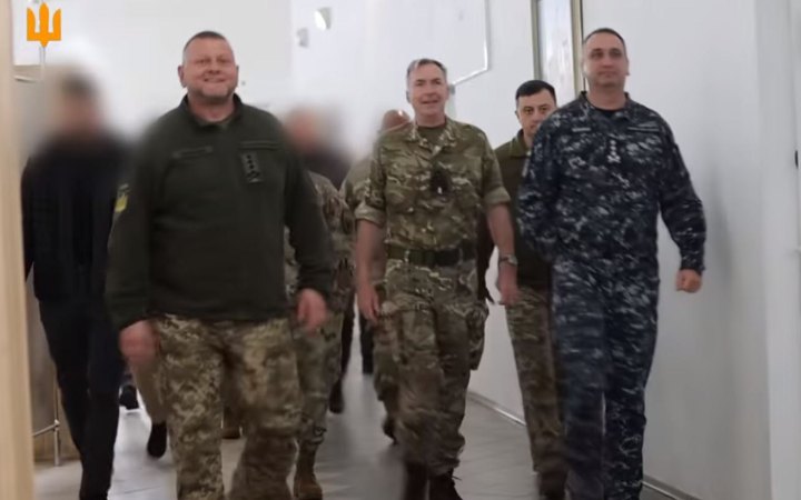 Генерал Залужний зустрівся з генералом Каволі та адміралом Радакіним