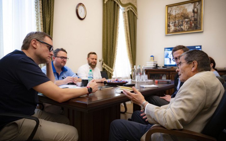 В ОПУ зустрілися з головним прокурором у справі Мілошевича, обговорили створення Спеціального трибуналу для керівництва РФ