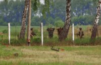 В Житомирской области задержали журналистов, которые пытались запустить дрон над военным объектом