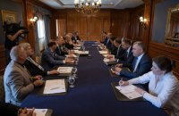 На встрече с диаспорой в Торонто Зеленский пообещал защищать украинский язык