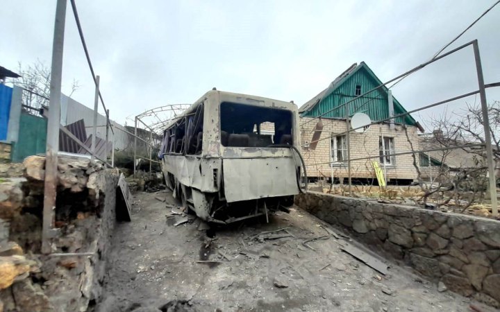 Росіяни за добу більше 100 разів обстріляли Херсонщину