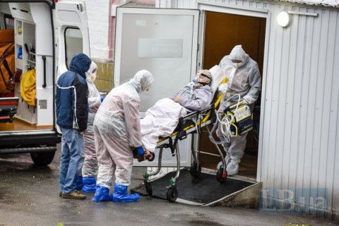 В Украине за воскресенье обнаружили 3 034 новых инфицированных коронавирусом
