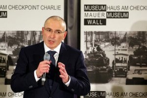 ​Ходорковский и Навальный раздадут денежные премии политзаключенным