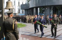 Зеленский почтил память 49 военных, погибших при крушении Ил-76 под Луганском