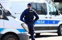 У Варшаві грузин зупинив урядове авто і виліз на нього