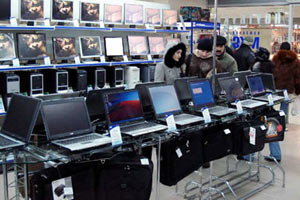 Из-за наводнения в Таиланде подорожают компьютеры и фотоаппараты