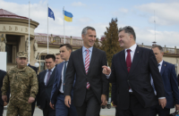 Порошенко встретился с Столтенбергом во Львове