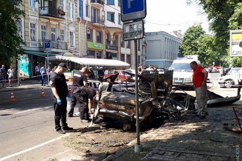 В центре Одессы взорвали "копейку" (обновлено)