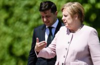 Зеленский поговорил по телефону с Меркель