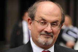Нагороду за вбивство Салмана Рушді збільшили до $3,3 млн