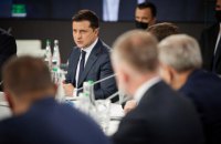 Зеленський закликав людей "увімкнути мозок" і вакцинуватися від COVID-19