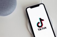 Єврокомісія: TikTok співпрацює з розслідуванням щодо виборів у Румунії 
