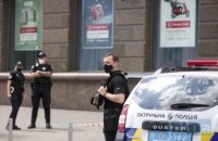 У Києві 35-річну жінку зарізали у продуктовому магазині