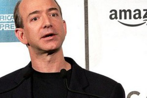 Основатель Amazon стал богатейшим в истории человеком 