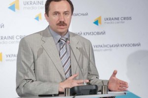 Лишение Януковича звания президента скорее моральное, чем правовое, - эксперт