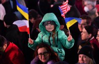 Байден і Макрон проведуть нараду щодо нового наступу Росії на Україну