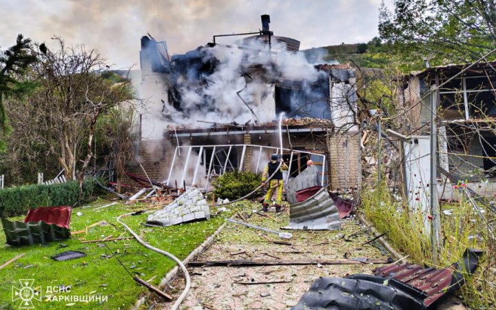 Окупанти уранці вдарили по Ізюму на Харківщині: постраждали п’ятеро людей