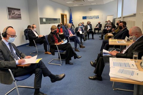 Данілов: Україна не планує повертати окуповані території військовим шляхом
