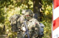 Польща збільшила кількість військових на кордоні з Білоруссю