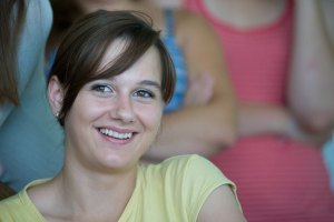 Читатели LB.ua помогли девочке из детского дома устроиться в Киеве