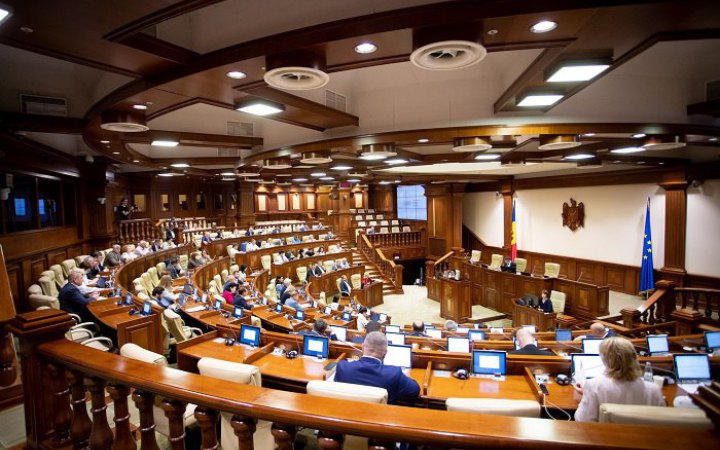 Молдова продовжила на рік тимчасовий захист біженців із України